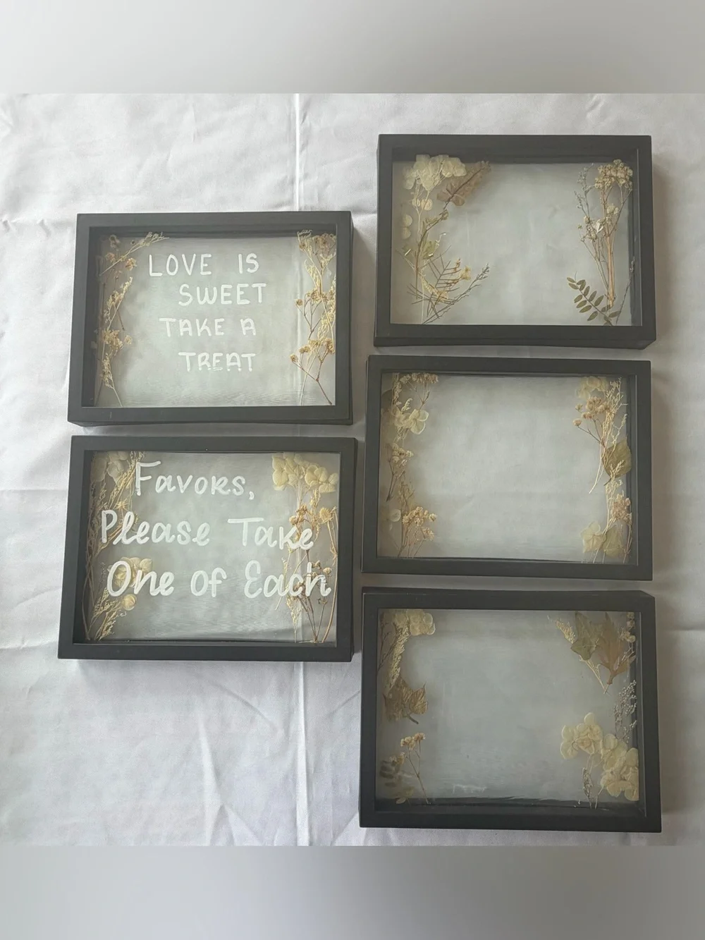 Lot of 5 black picture frames with dried flowers wedding party decor